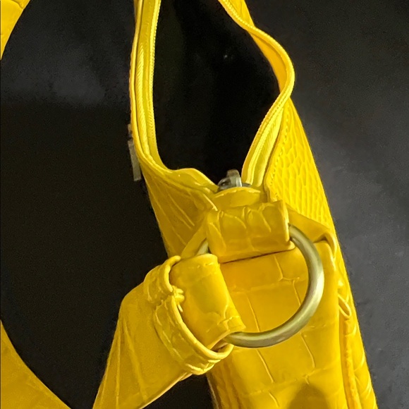 Bold Yellow Croc-Embossed Shoulder Bag hufflepuff new - Picture 4 of 9